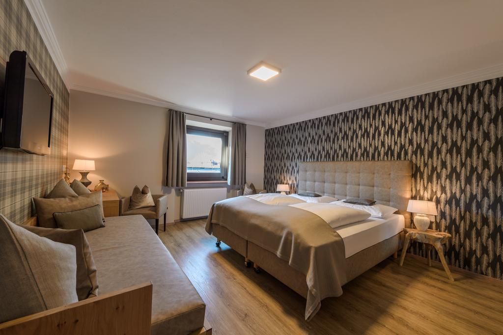 Gasthof Hotel Hauslwirt Golling an der Salzach Exterior photo