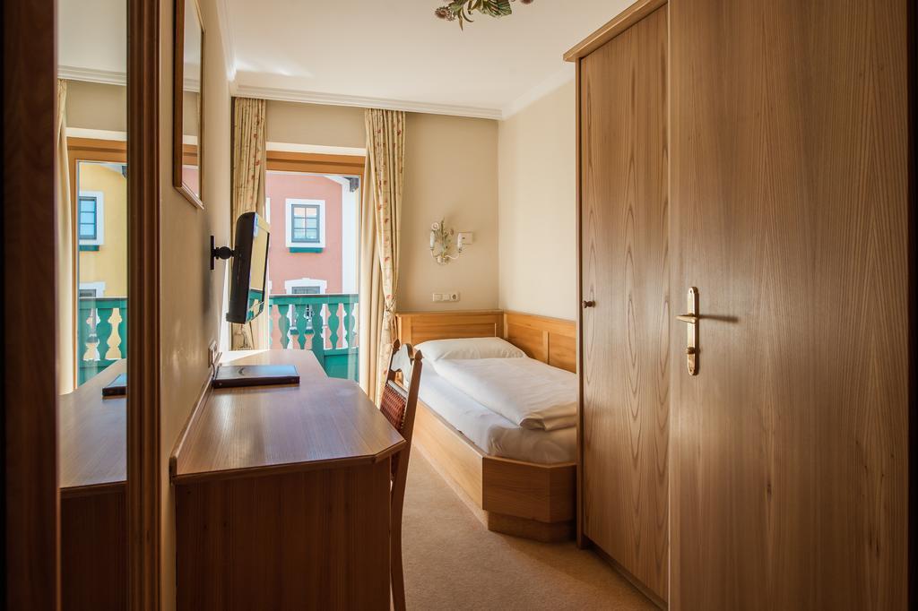 Gasthof Hotel Hauslwirt Golling an der Salzach Exterior photo