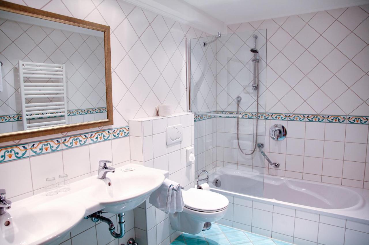 Gasthof Hotel Hauslwirt Golling an der Salzach Room photo